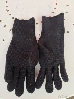 Prodám neoprenové rukavice - 2