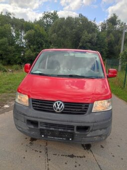 W Transporter T5 9 míst 1,9 tdi 77kw - 2