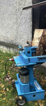 Štípačka na dřevo - 2