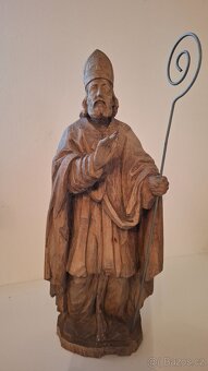Soška dřevěná - 2