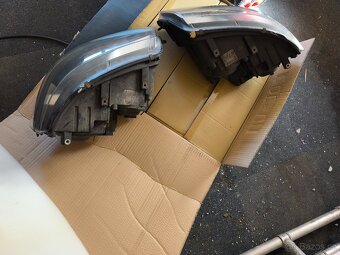 VW T5.1 přední světla - 2