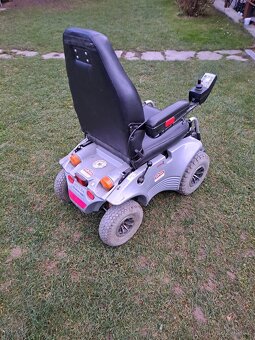 Elektrický invalidní vozík - 2