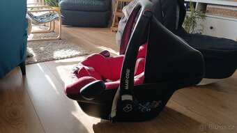 Autosedačka Maxi Cosi - 2