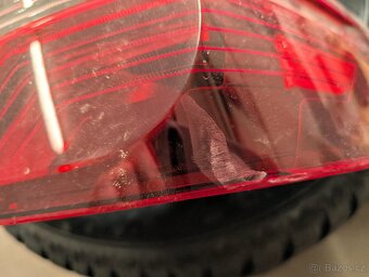 Pravé zadní světlo Dacia Jogger, vizuální vada - 2