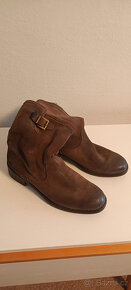 Kotníčkové kožené boty s kožíškem - vel. 39 - 2