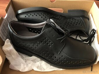 Polobotky PRABOS perforované vel. 10 - 2