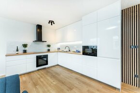 Prodej nového bytu 3+kk (72 m2) s lodžií (7 m2) a sklepem (4 - 2