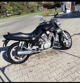 Suzuki VX 800 - 2