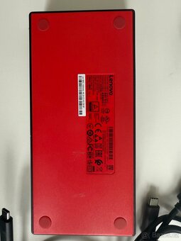 Lenovo USB-C Dock Gen2 + 135W zdroj Lenovo - 2