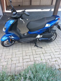 Skútr 125 ccm Peugeot Speedfight 4, naj. 3500km - 2