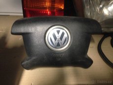 VW Transporter 2,5TDI 128kW 2006 - pouze díly jen 80000km - 2