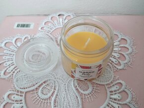 Malá svíčka ve skle Scented Candle ananas a limetka - 2