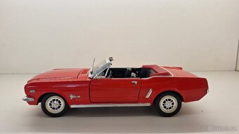 1:18 FORD MUSTANG CABRIO 1965 - 2