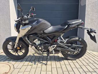 Honda CB125R // 7/2020 // 23000km // krásný stav // původ ČR - 2