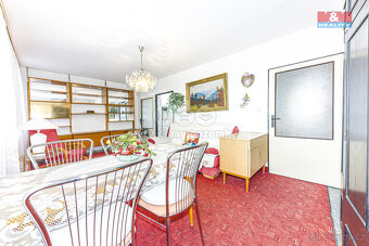 Prodej bytu 3+1, 61 m², Neveklov, ul. Rákosníkova - 2