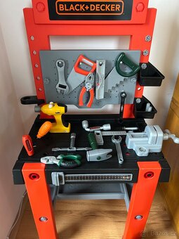 Dětský stůl Black and Decker - 2