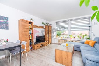 Prodej bytu 4+1, 80 m², ul. Antuškova, Benešov - 2