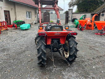 Yanmar FX 22 D , 4x4 s originálním čelním nakladačem - 2