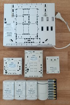 JABLOTRON JA-103KR – kompletní sada zabezpečovacího systému - 2