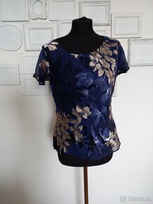 modrá halenka ze zlatými květy - 2