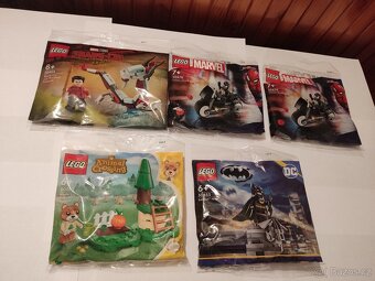 LEGO polybagy - auta a hrdinové - 2