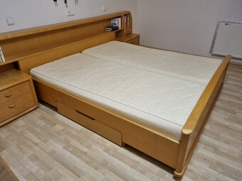 Prodám postel 200 x 180 cm - 2