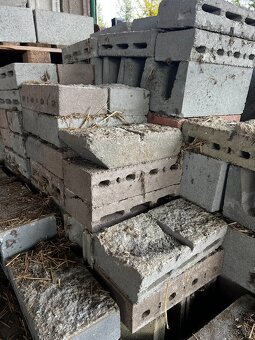 Betonové tvárnice různé typy-plné,duté,štípané - 2