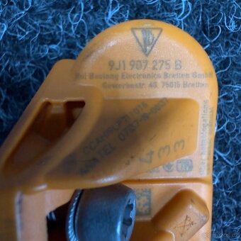 TPMS snimace tlaku PORSCHE 9J1907275B - 2