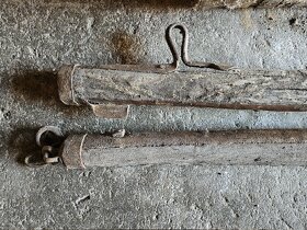 Části historického vozu - starý žebřiňák - 2