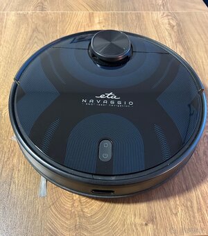 Robotický vysavač ETA navaggion 2228 - 2
