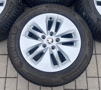 Octavia IV - 16" Twister + zimní 205/60 R16 Barum - 2