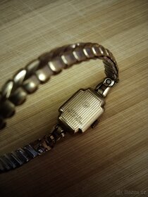 Prodám  krásné hodinky - 2