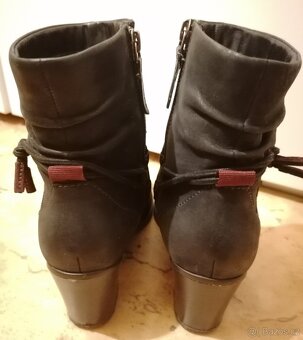 Kožené kotníkové kozačky zn. : Tamaris - 2