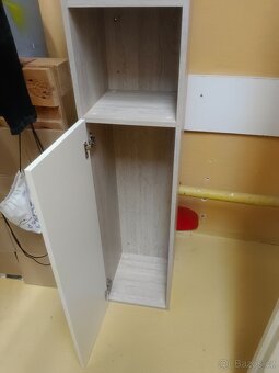 Skříňka s poličkou - 2