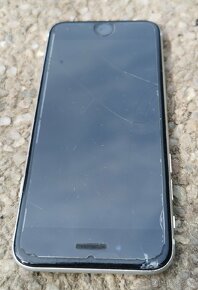 Nějaký iPhone 7 ? iPhone 8? - 2