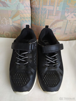 DĚTSKÉ ČERNÉ BOTASKY NA SUCHÝ ZIP VEL.32 - 2