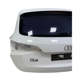 Páté dveře bílá metalíza LY9C Audi Q5 8R r.v. 2012 - 2