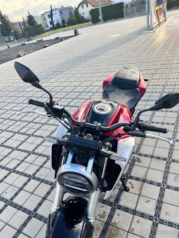 Honda cb125r 2022 - 2