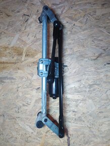 Motorek stěračů - 2