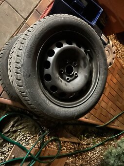 Prodám 4ks plech.disky 5x112 205/55/16 Continental 7.5mm - 2