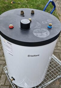 Vailant zásobník na vodu 120l - 2