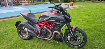 Ducati Diavel carbon - 2