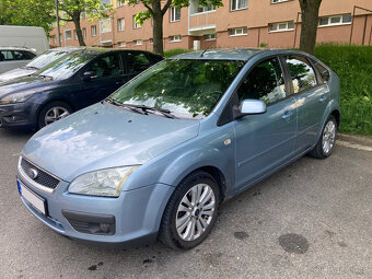 FORD FOCUS MK2 Hatchback 1.6 16V 74KW - 2