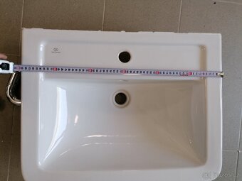 Umyvadlo Ideal Standard 60cm - 2
