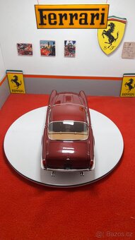 Ferrari 410 Superamerica 1:18 Hot Wheels Elite - 2