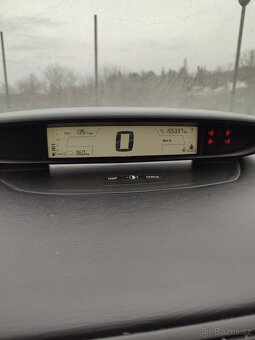 Osobní automobil Citroën C4 1.6HDI 16V - 2