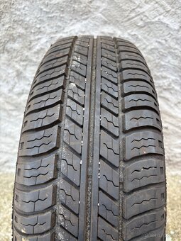 Pneu Michelin 185/70 R14 - 2