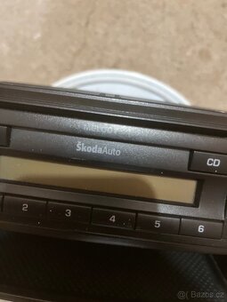 Autoradio škoda octavia2 original - 2