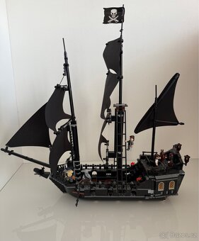 Lego set 4184 Černá perla - 2