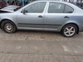 Škoda octávia II 1,4 16V, Rozprodám na náhradní díly - 2